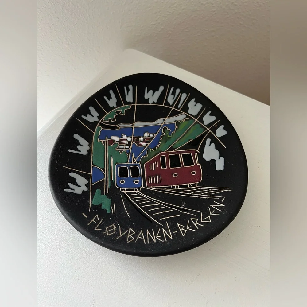 Vintage Arol Halden | Fløibanen Bergen | Wall Plate Collectible